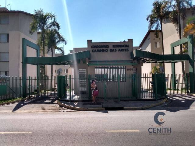 Venda em Jardim Torino - Cotia