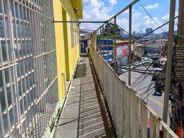 Salão Comercial para Venda em Carapicuíba - 4