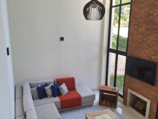 #CEN273 - Casa em condomínio para Venda em Embu das Artes - SP - 2