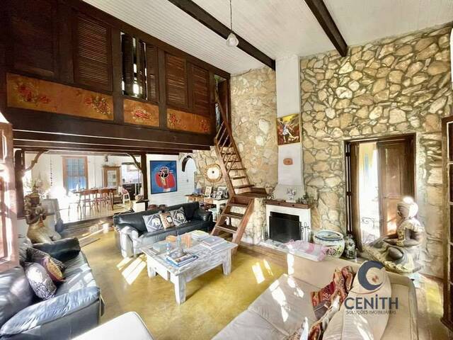 #CEN274 - Casa em condomínio para Venda em Embu das Artes - SP