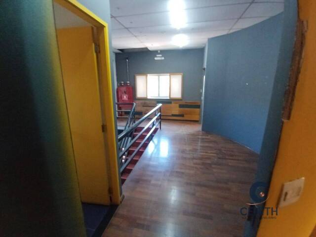 Galpão para Venda em Cotia - 4