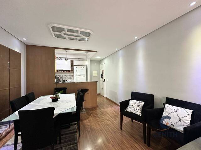 Venda em Jardim Tupanci - Barueri