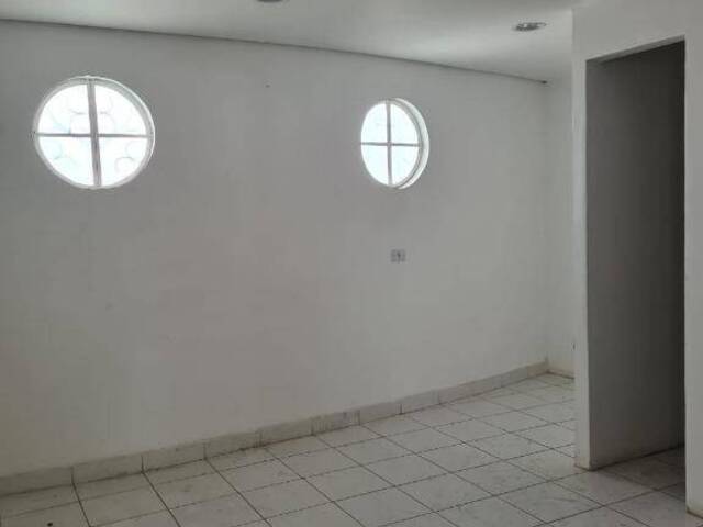 Salão Comercial para Locação em Cotia - 5