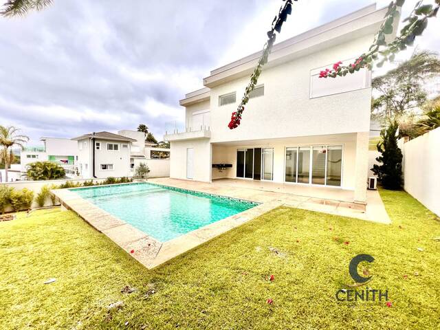 Venda em Golf Village - Carapicuíba