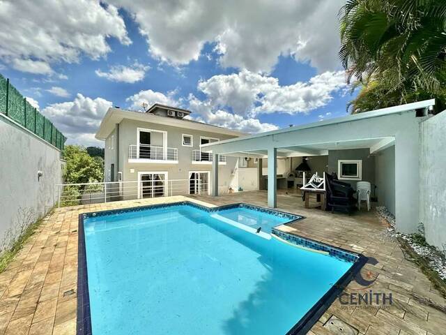 Locação em Golf Gardens - Carapicuíba