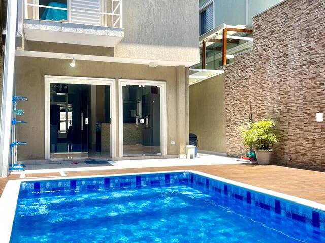 #CEN713 - Casa para Venda em Cotia - SP - 2