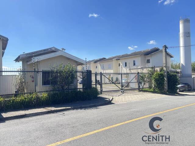 Venda em Jardim Pioneiro - Cotia