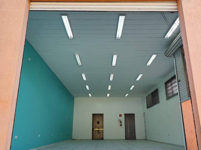 Salão Comercial para Locação em Cotia - 5