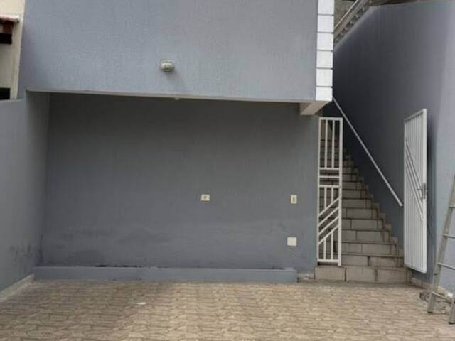 Locação em Jardim Rio das Pedras - Cotia