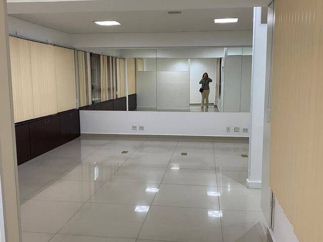 Locação em Jardim Lambreta - Cotia