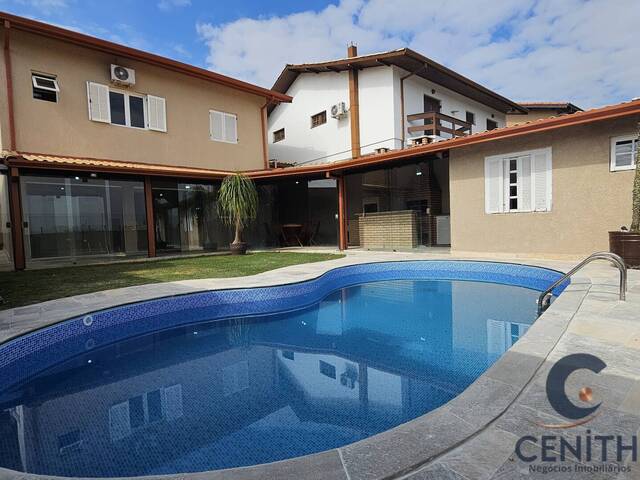 #CEN821 - Casa em condomínio para Venda em Cotia - SP