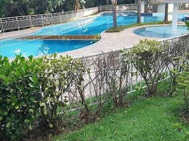 Venda em Jardim Tupanci - Barueri