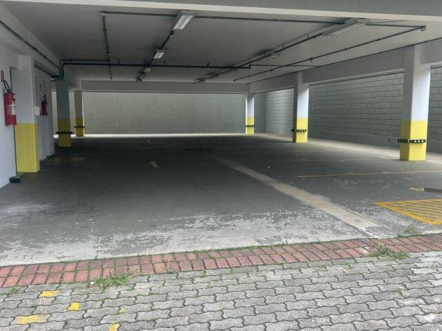 Prédio comercial para Locação em Cotia - 4