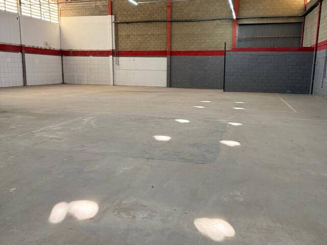 #CEN908 - Galpão para Locação em Cotia - SP