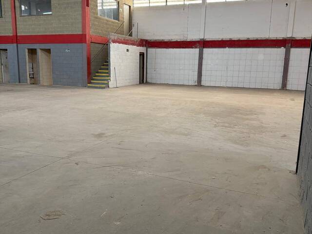 #CEN908 - Galpão para Locação em Cotia - SP