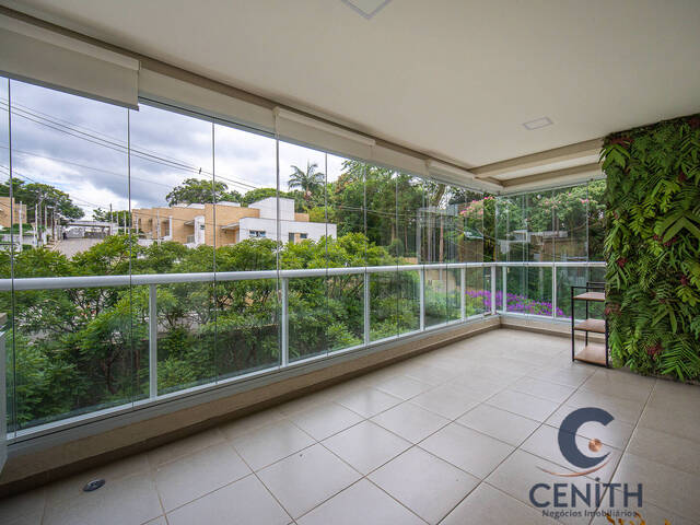 Venda em Chácara Pavoeiro - Cotia