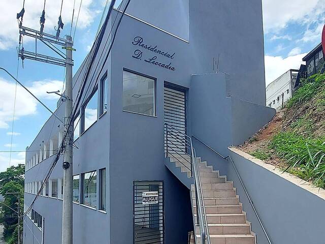 Locação em Vila Santa Terezinha - Cotia