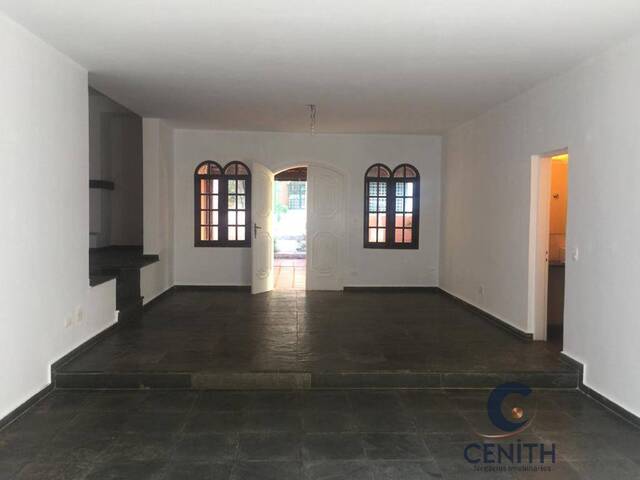 Casa para Locação em Cotia - 4