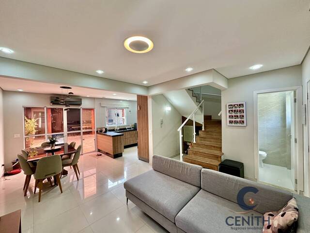 Venda em Jardim Pioneiro - Cotia