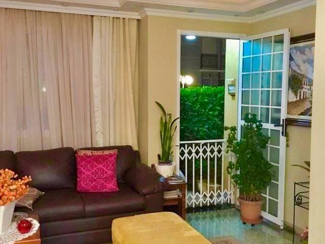 #CEN1066 - Casa em condomínio para Venda em Cotia - SP