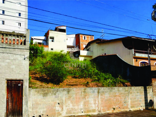 Terreno para Venda em Cotia - 2