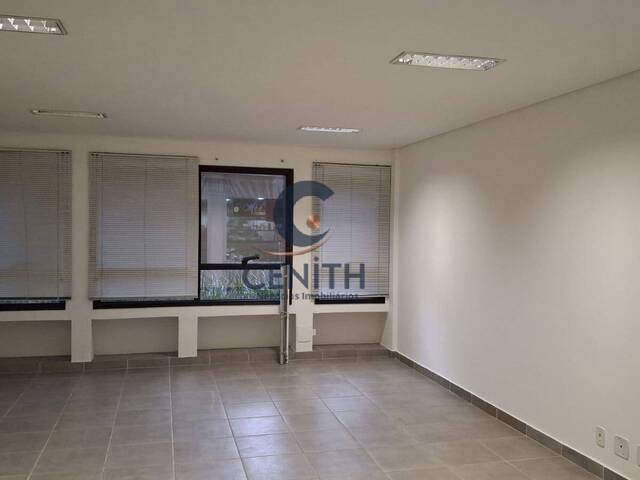 Sala Comercial para Locação em Cotia - 5