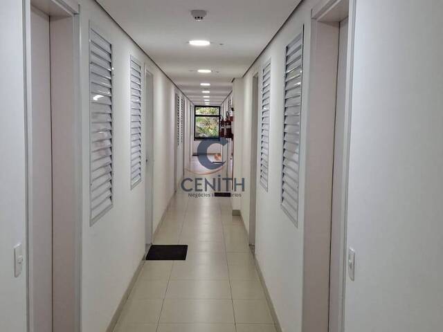 Sala para Venda em Cotia - 3