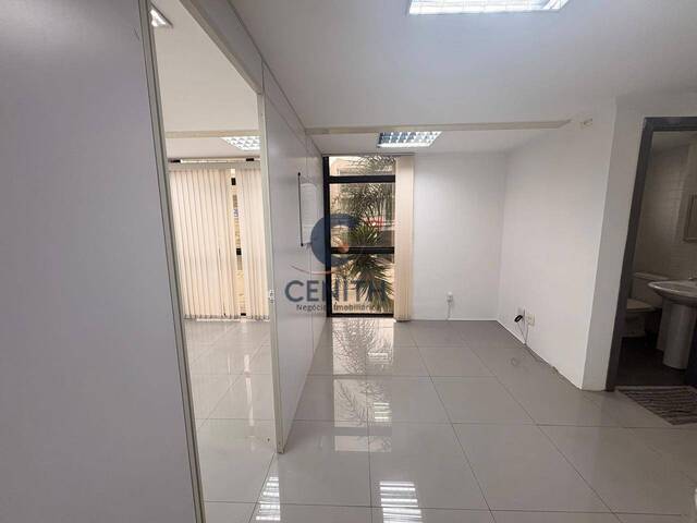 Sala para Locação em Cotia - 4
